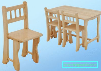 Kinderstuhl und Tisch mit ihren eigenen Händen Kinderstuhl und Tisch mit ihren eigenen Händen