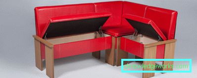 Sofas in der Küche mit Aufbewahrungsbox Sofas in der Küche mit Aufbewahrungsbox