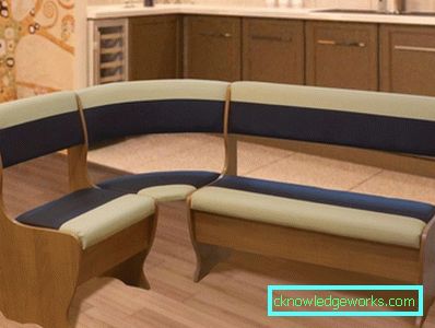 Sofas in der Küche mit Aufbewahrungsbox Sofas in der Küche mit Aufbewahrungsbox