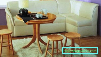 Sofas in der Küche mit Aufbewahrungsbox Sofas in der Küche mit Aufbewahrungsbox