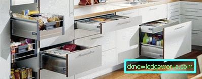 Küchendesignfläche von 8 Quadratmetern. meter mit kühlschrank Küchendesignfläche von 8 Quadratmetern. meter mit kühlschrank
