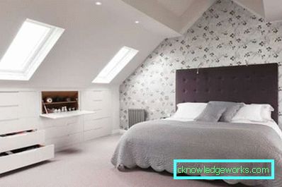Schlafzimmerdesign auf dem Dachboden - Fotos von Innenräumen