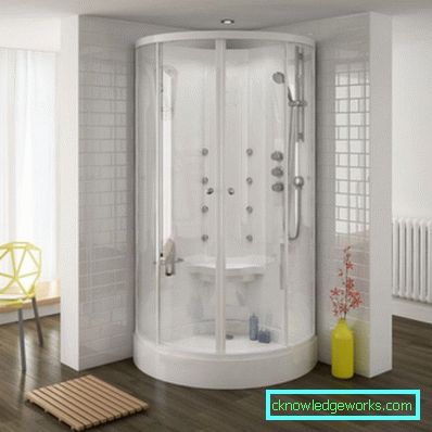 7 Duschkabinen im Badezimmer