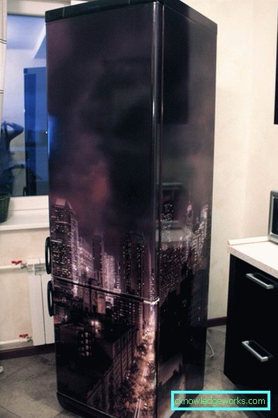 Mit einem Film einen Kühlschrank machen Mit einem Film einen Kühlschrank machen