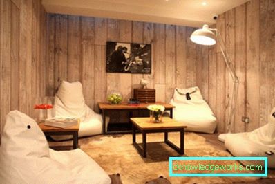 427-Sessel im Schlafzimmer - Foto ungewöhnlich