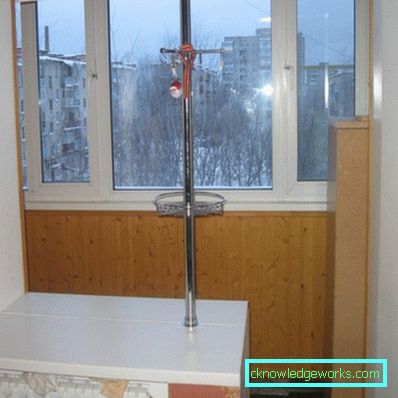 328-Küche mit Balkon - wie zu kombinieren