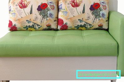 Kleines Sofa in der Küche Kleines Sofa in der Küche