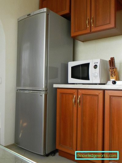Kann ich den Kühlschrank neben den Gasherd stellen? Kann ich den Kühlschrank neben den Gasherd stellen?