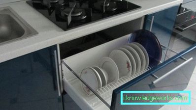 Küchenschränke füllen Küchenschränke füllen