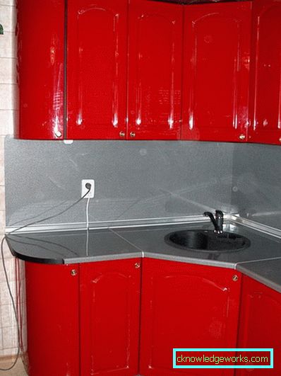 Schrank zum Waschen der Küche Schrank zum Waschen der Küche