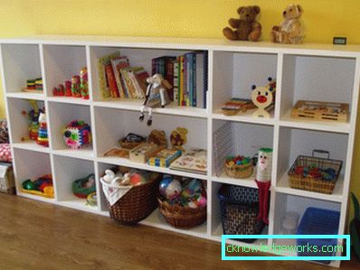 138-Kleiderschrank im Kinderzimmer - was