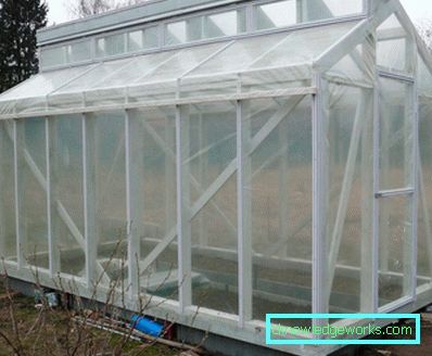 Die Details der Herstellung von Gewächshäusern aus Fensterrahmen Die Details der Herstellung von Gewächshäusern aus Fensterrahmen