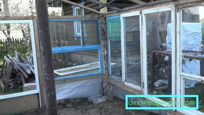 Die Details der Herstellung von Gewächshäusern aus Fensterrahmen Die Details der Herstellung von Gewächshäusern aus Fensterrahmen