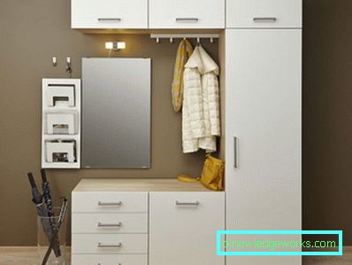 Schuhschrank im Flur Schuhschrank im Flur