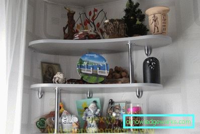 Eckregal in der Küche Eckregal in der Küche