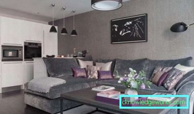 Ecksofa im Wohnzimmerinnenraum - Fotobeispiele und Bestückungsmethoden