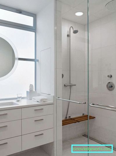 Bad mit Dusche